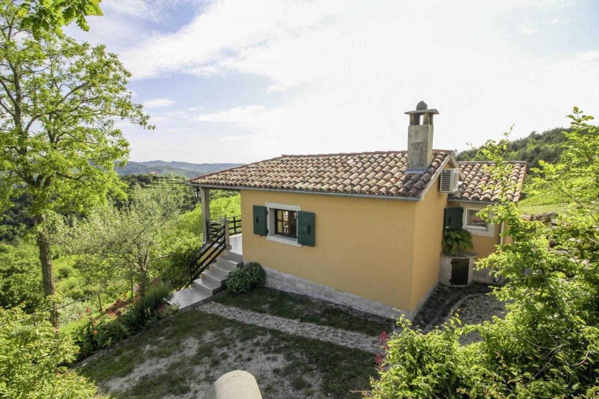 Casa Antonija In Sovinjska Brda - Haus Fur 2 Personen Villa Exterior photo